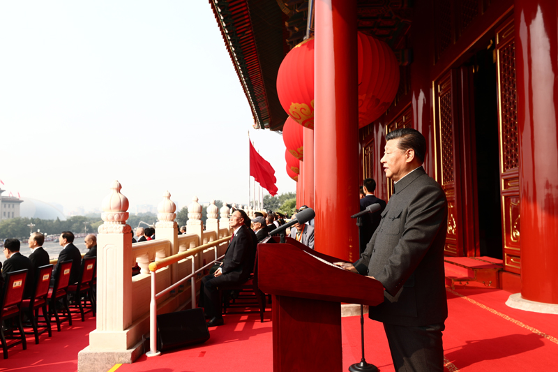 10月1日上午，慶祝中華人民共和國成立70周年大會在北京天安門廣場隆重舉行。中共中央總書記、國家主席、中央軍委主席習近平發(fā)表重要講話。